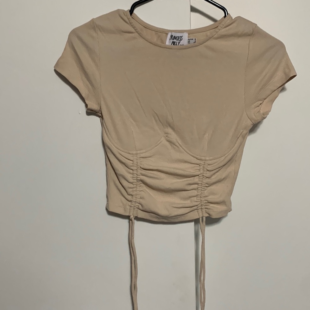 Used Princess Polly cream underline bra crop top.